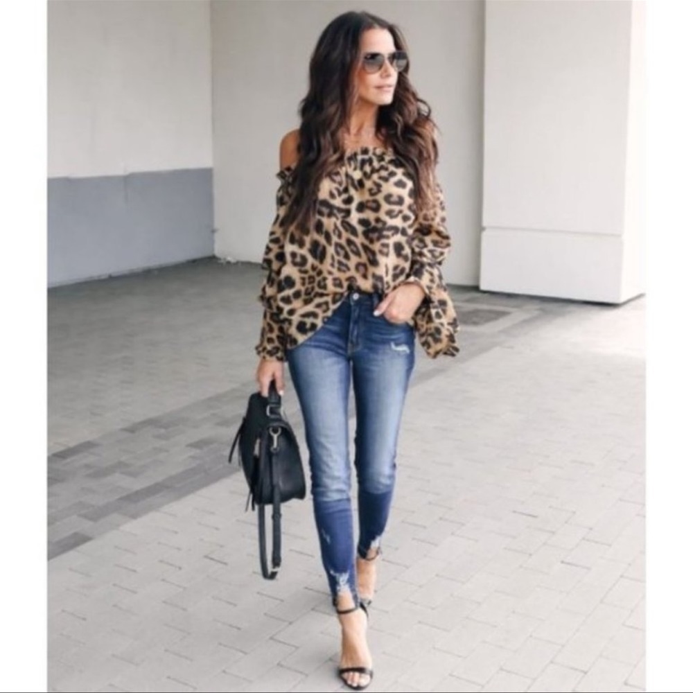 CUTE LEOPARD PRINT ON/OFF SHOULDER TOP XL NWT!!